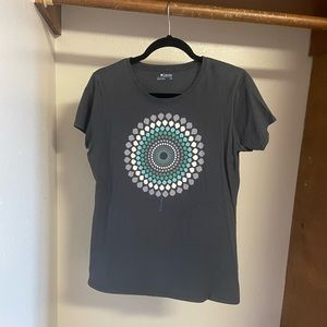 Columbia graphic tee